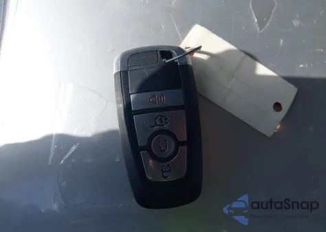 2023 Ford Mustang Mach-E Select z USA, uszkodzony, nr VIN 3FMTK1R46PMA77736